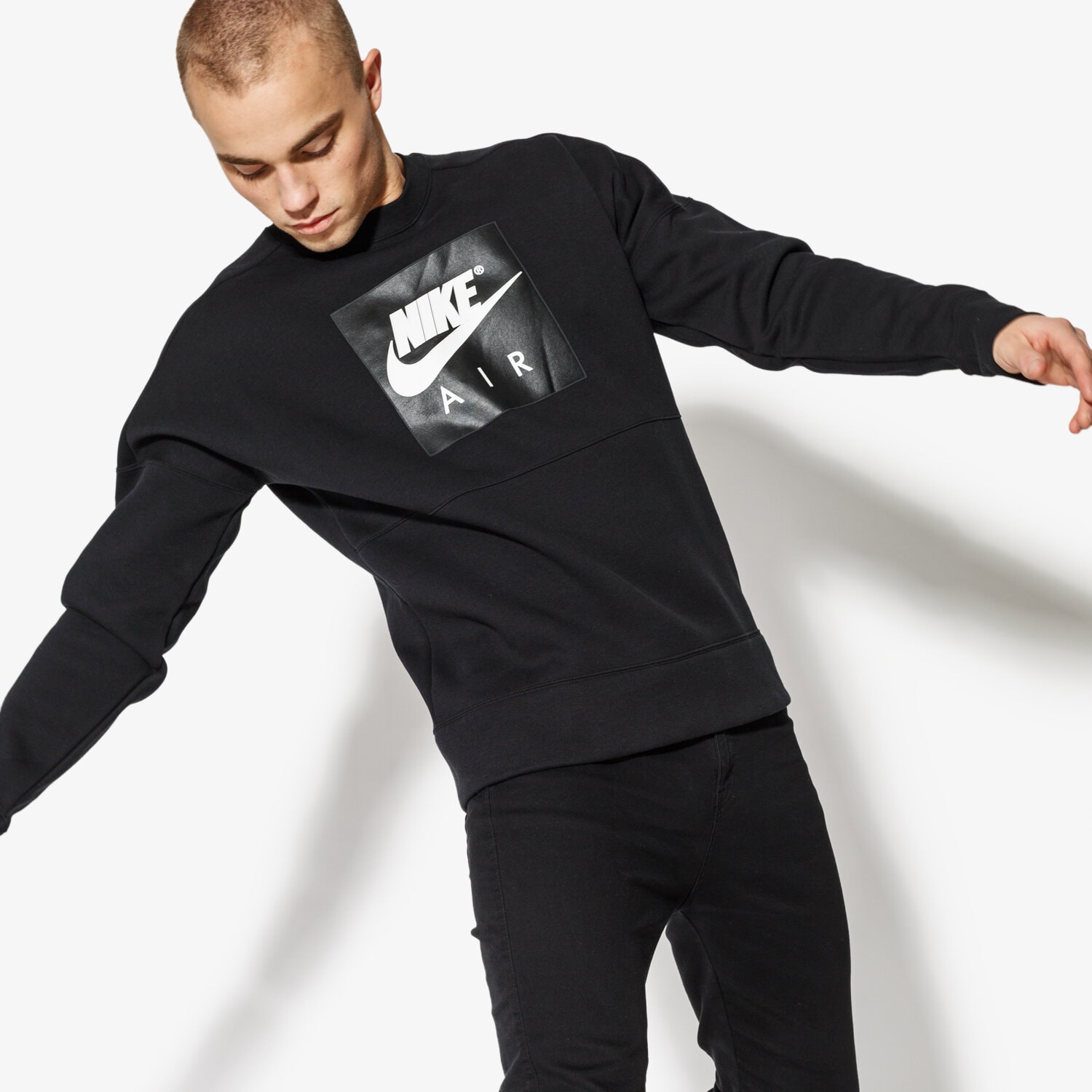 Bluza męska NIKE BLUZA M NSW CREW AIR FLC 886050-010 CZARNY