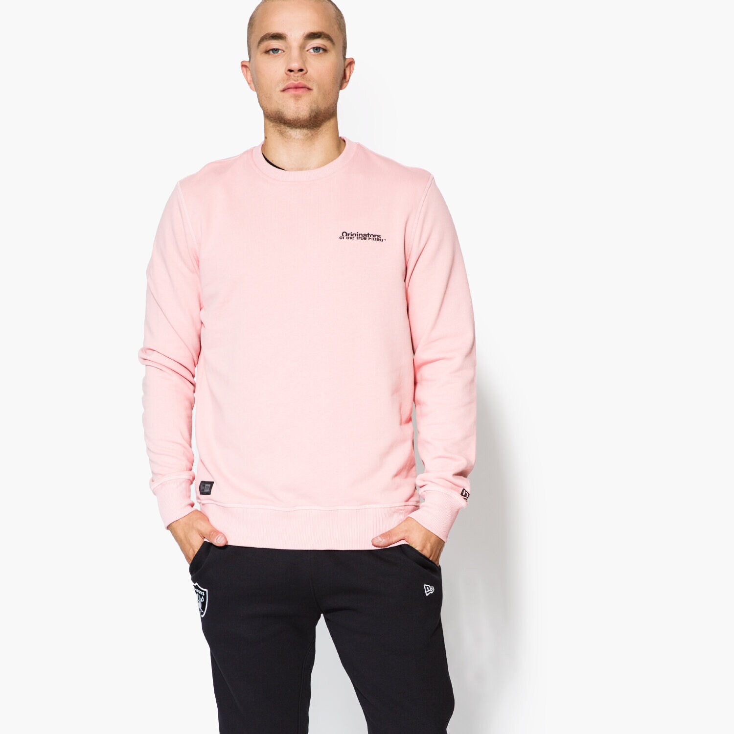 Bluza męska NEW ERA BLUZA ORIGINATORS CREW NECK NE BRR 11459493 RÓŻOWY