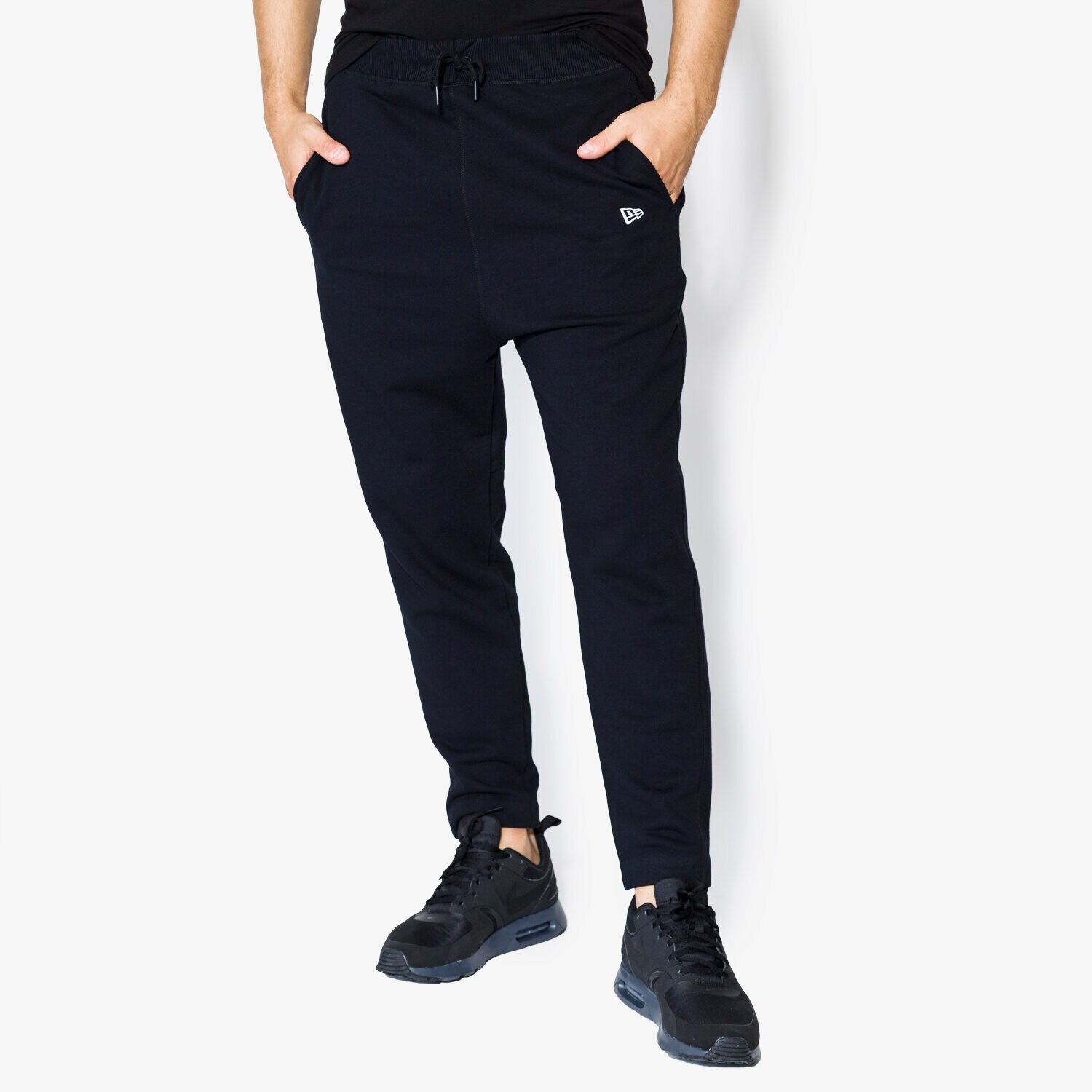 Spodnie sportowe męskie NEW ERA SPODNIE ORIGINATORS TRK PANT NE BLK 11459477 CZARNY