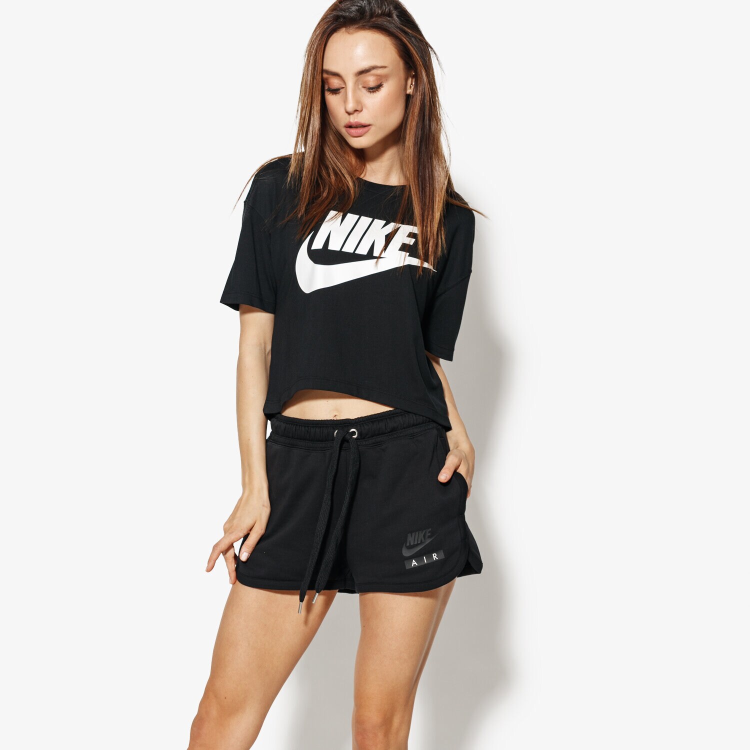 Koszulka, t-shirt damski NIKE T-SHIRT SS W NSW ESSNTL TOP CROP SS AA3144-010 CZARNY