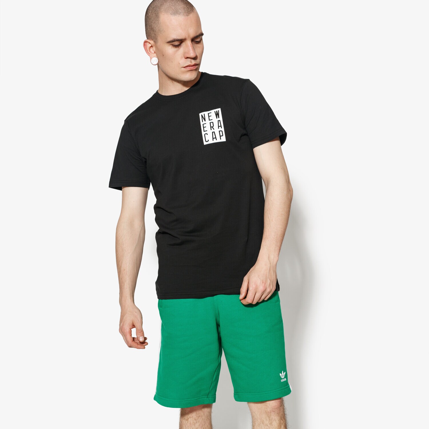 Koszulka, t-shirt sportowy męski NEW ERA T-SHIRT SS CHEST BOX LOGO TEE NE BLK 11593834 CZARNY
