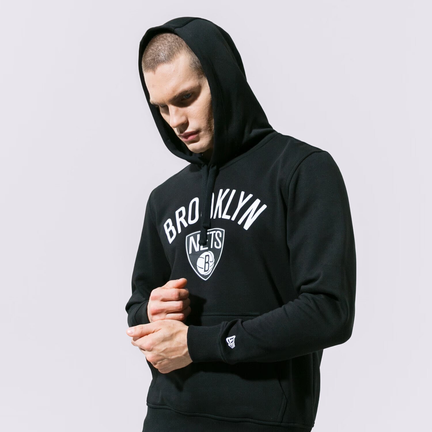 Bluza męska NEW ERA BLUZA NBA TOP 6 BROOKLYN NETS BLK BROOKLYN NETS BLK 11530762 CZARNY