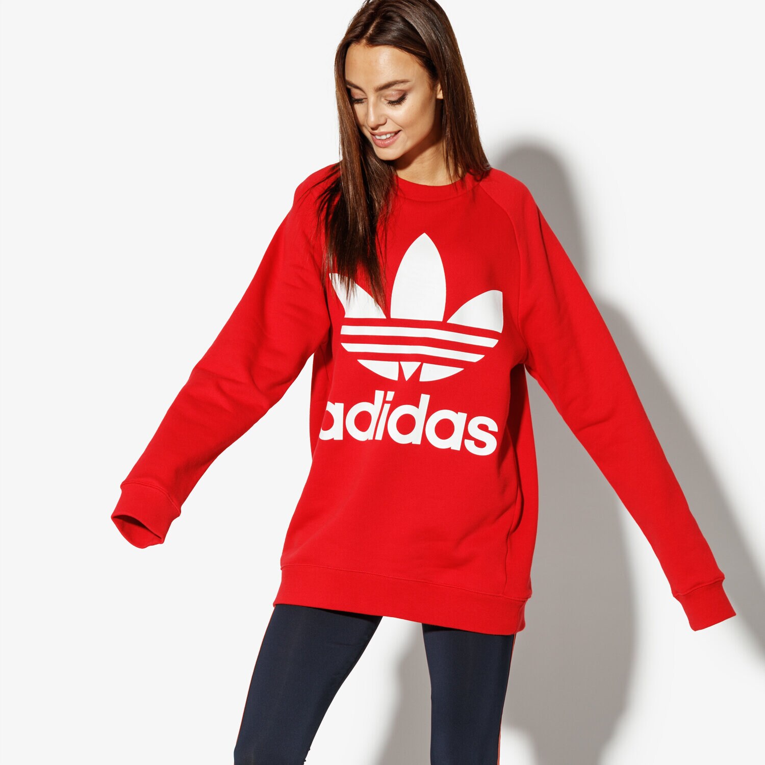 Bluza damska ADIDAS BLUZA OVERSIZED SWEAT ADICOLOR DH3140 CZERWONY