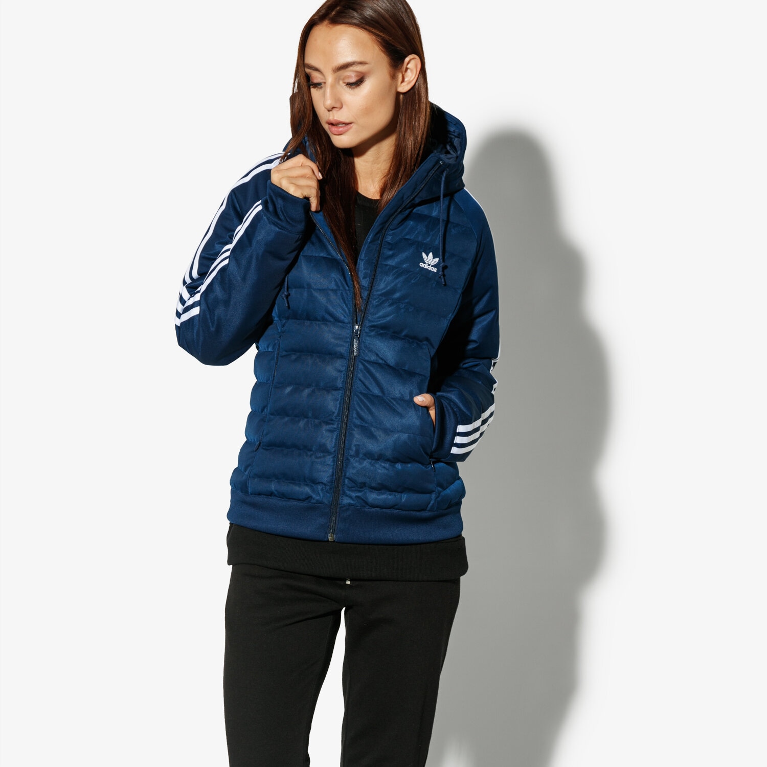 Kurtka zimowa damska ADIDAS KURTKA SLIM JACKET WINTER DH4584 GRANATOWY