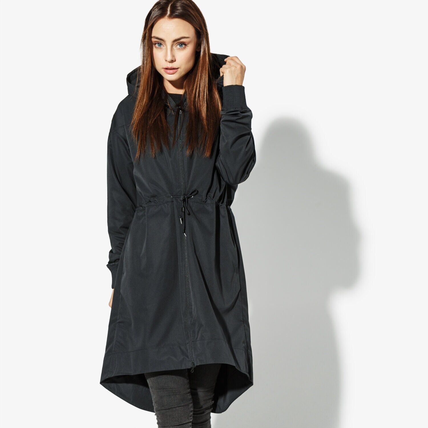 Kurtka zimowa damska NIKE KURTKA W NSW WR JKT LONG NOVELTY 932059-010 CZARNY