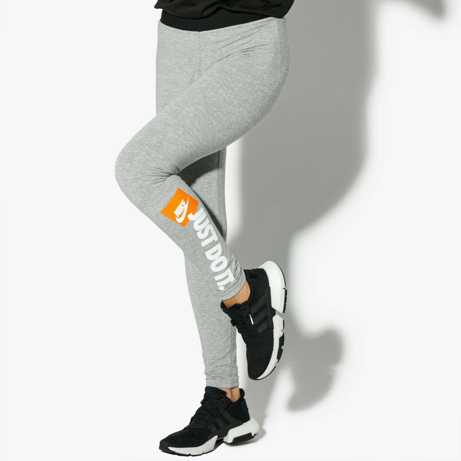 Spodnie sportowe damskie NIKE LEGGINGS W NSW LGGNG HW JDI AQ0245-063 SZARY