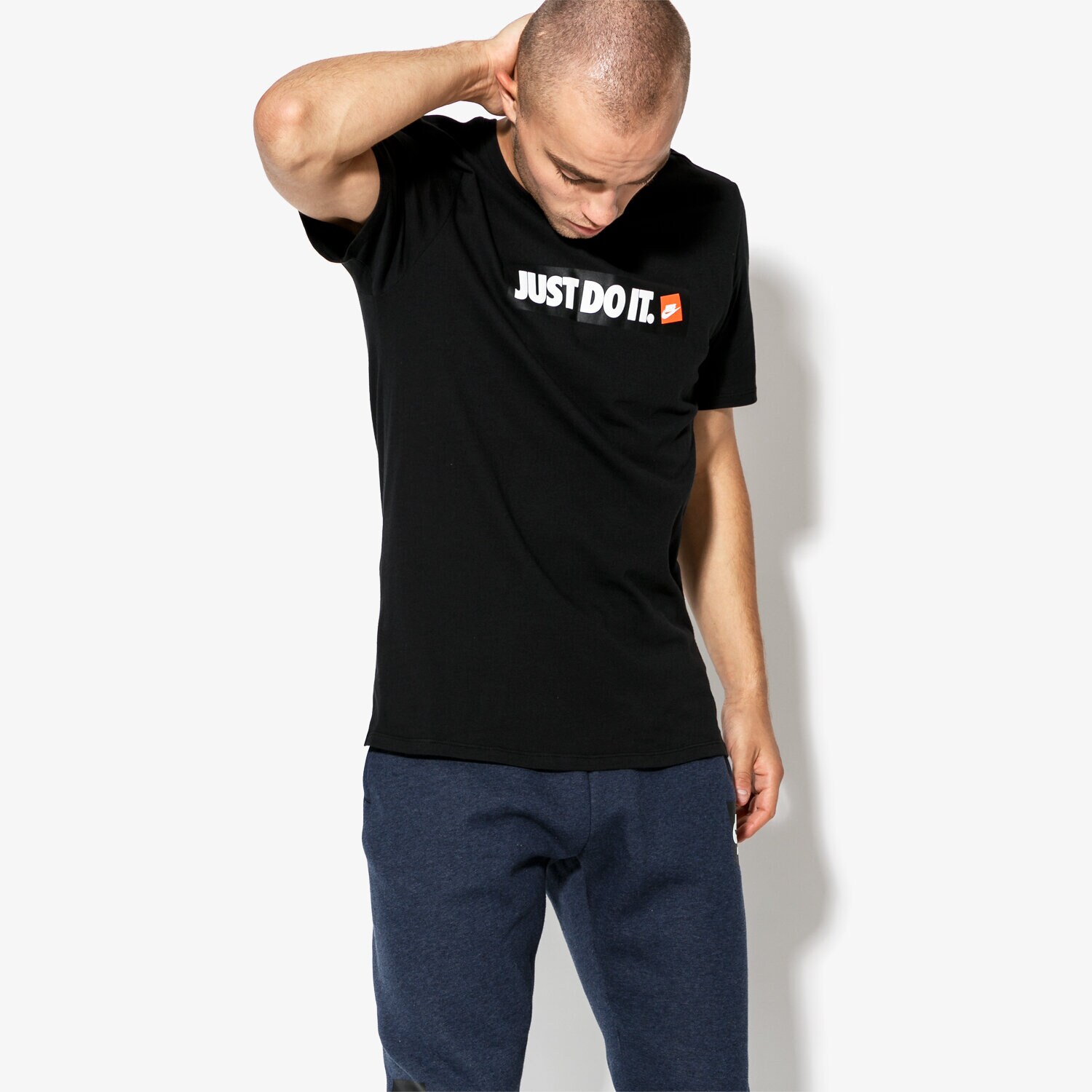 Koszulka, t-shirt sportowy męski NIKE T-SHIRT SS M NSW TEE HBR 1 AA6412-010 CZARNY