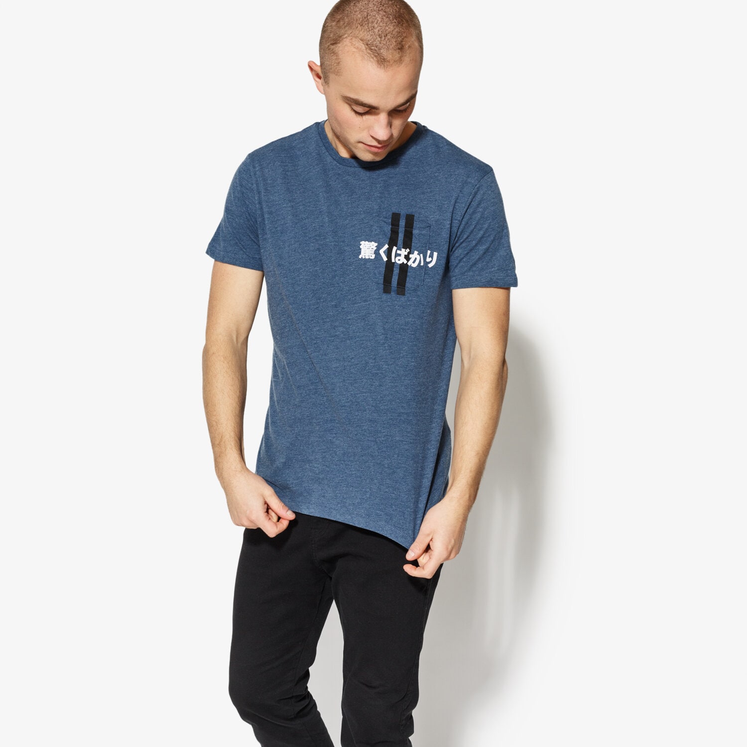 Koszulka, t-shirt sportowy męski CONFRONT T-SHIRT SS SIGN CF18TSM73001 GRANATOWY