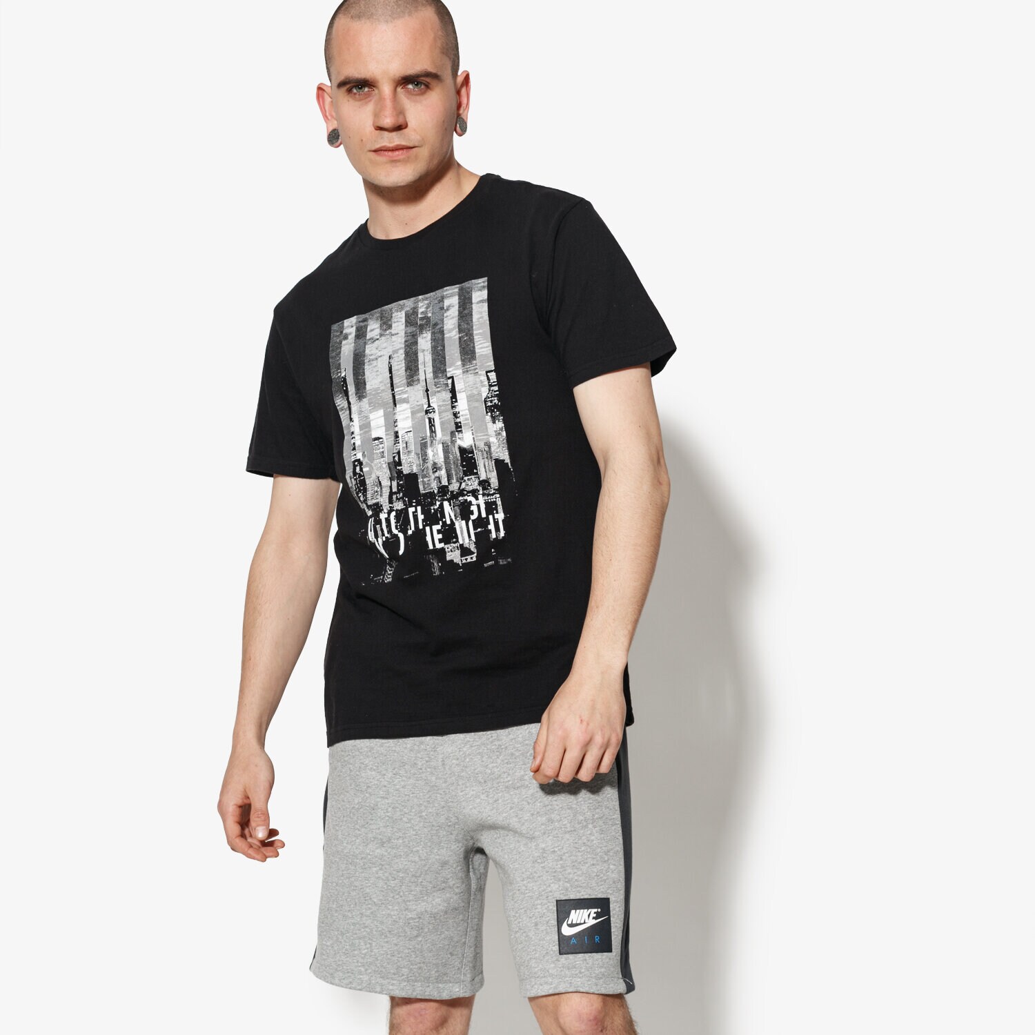 Koszulka, t-shirt sportowy męski CONFRONT T-SHIRT SS DIVISIO CF18TSM77001 CZARNY