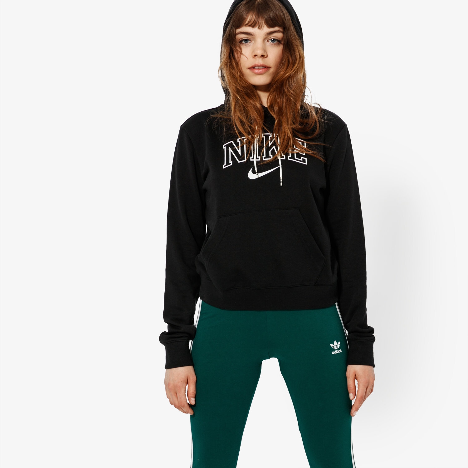 NIKE BLUZA W NSW HOODIE VRSTY SPORTSWEAR AR3722 010 CZARNY Damskie Bluzy w Sizeer