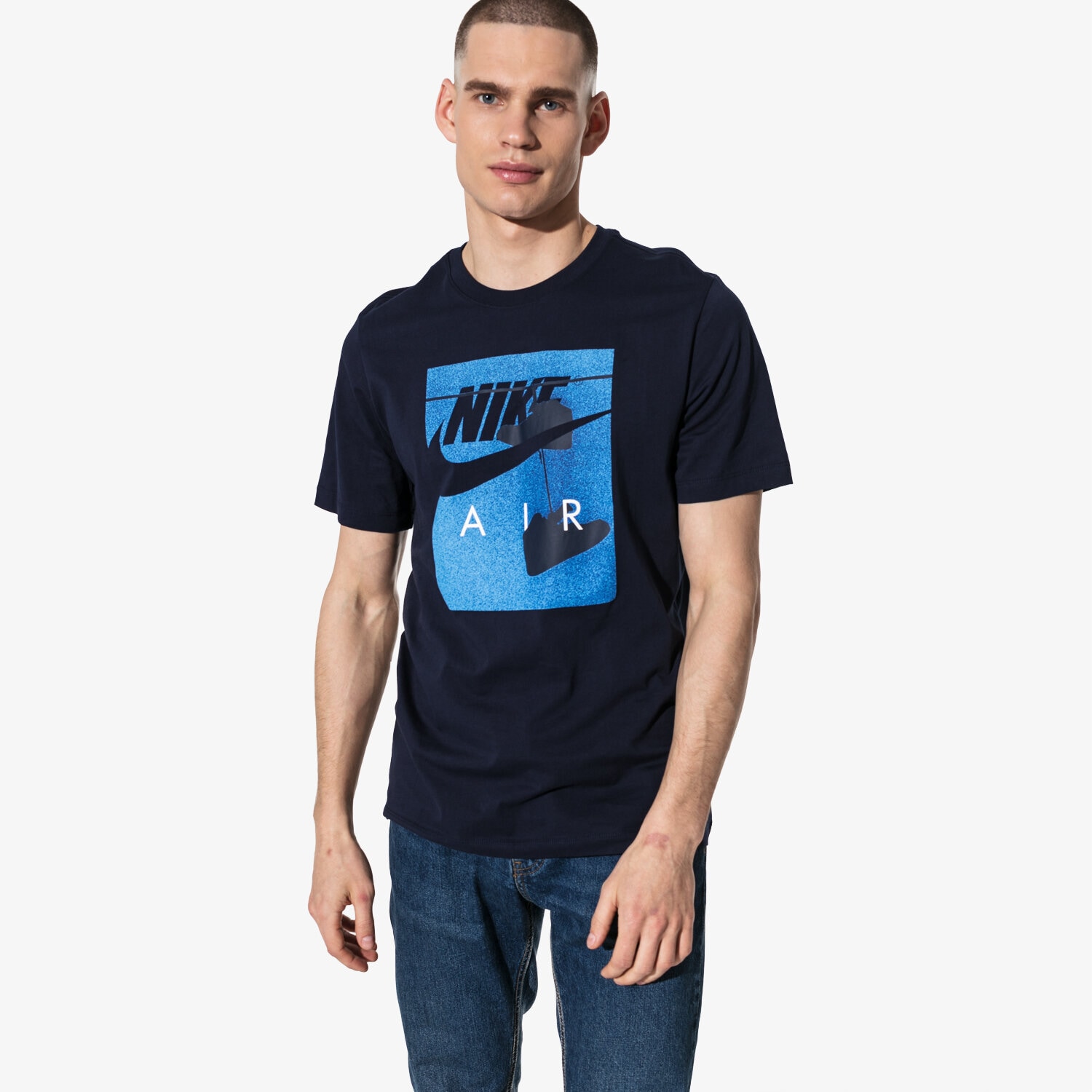 Koszulka, t-shirt sportowy męski NIKE T-SHIRT SS M NSW TEE NIKEAIR FENCE PHOTO ATHLETIC DEPAR AR5031-451 GRANATOWY