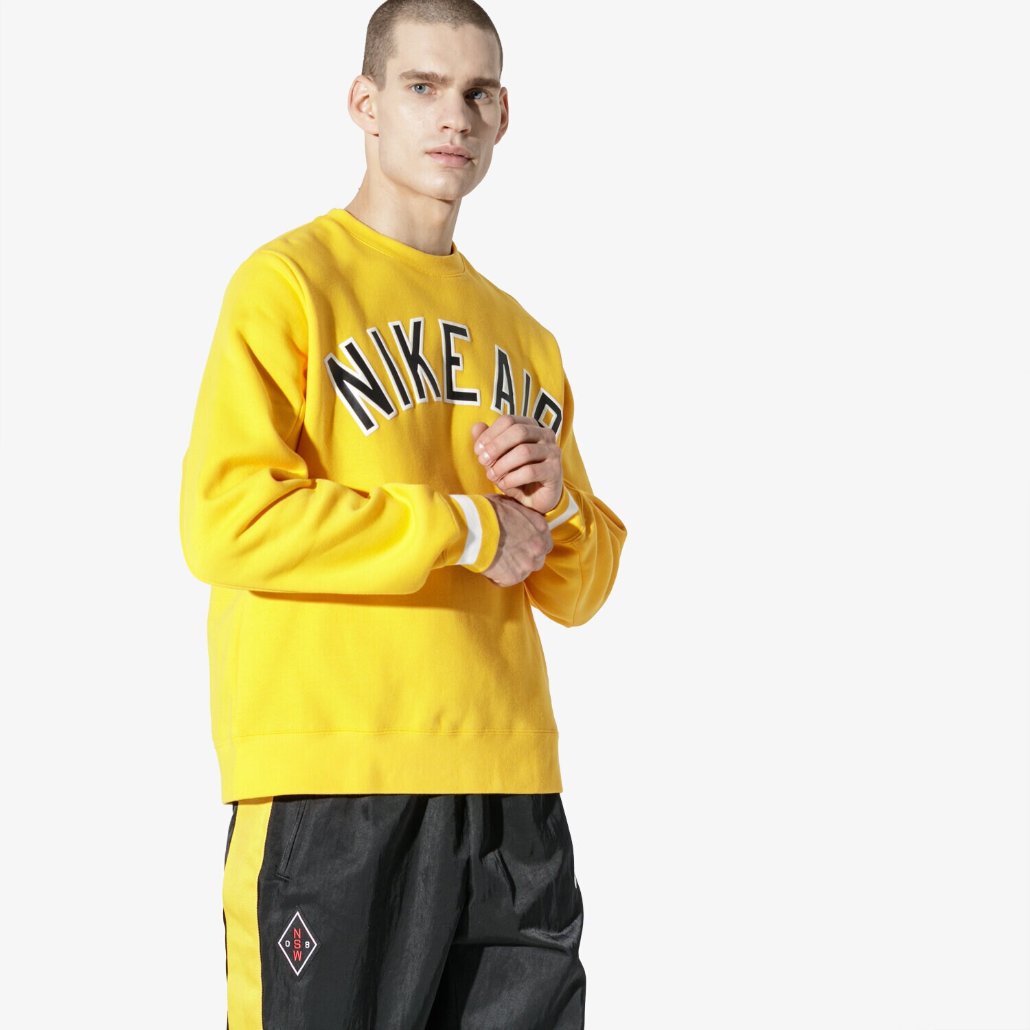 Bluza męska NIKE BLUZA M NSW NIKE AIR CREW FLC AR1822-739 ŻÓŁTY