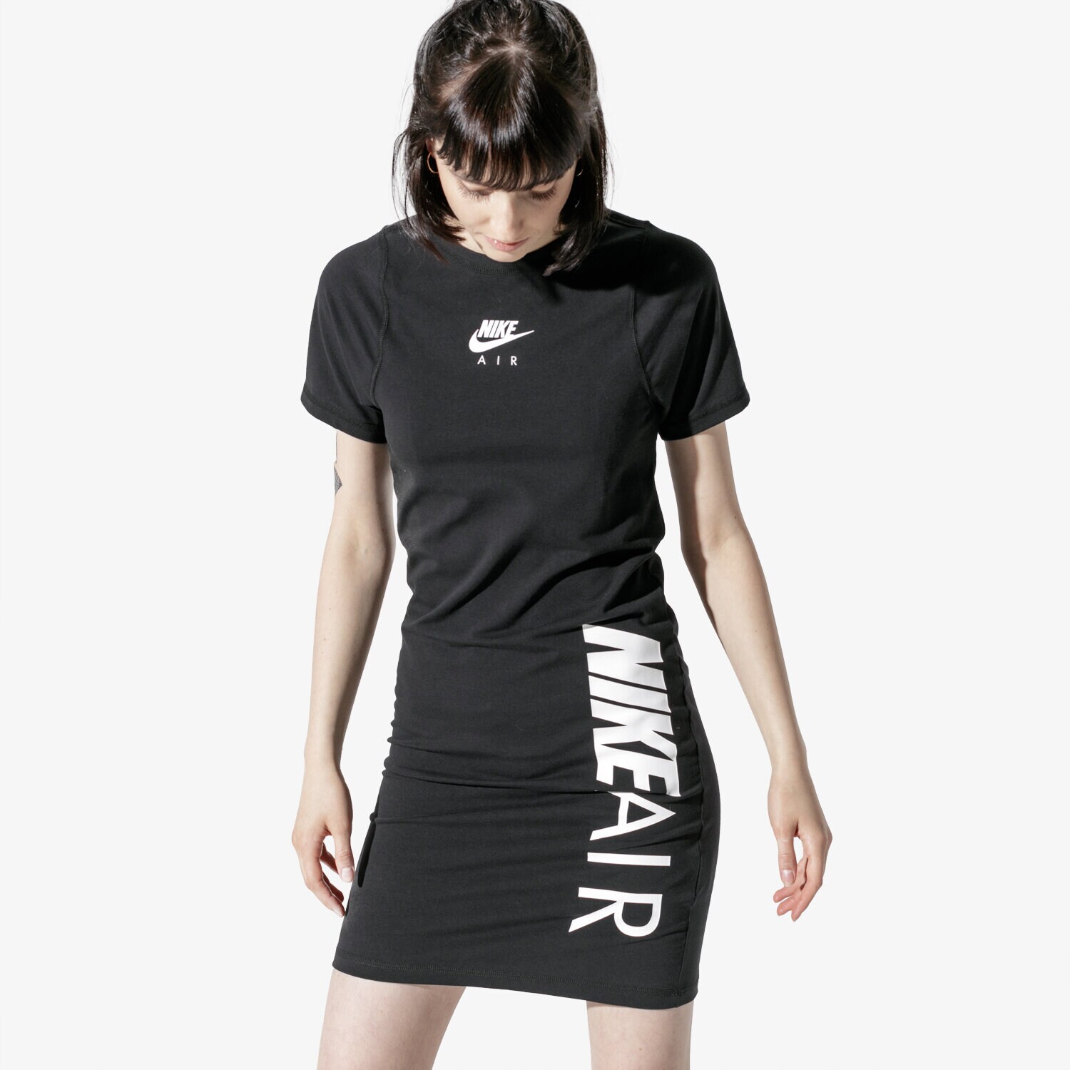 Modna sukienka sportowa NIKE SUKIENKA W NSW AIR DRESS AR3288-010 CZARNY
