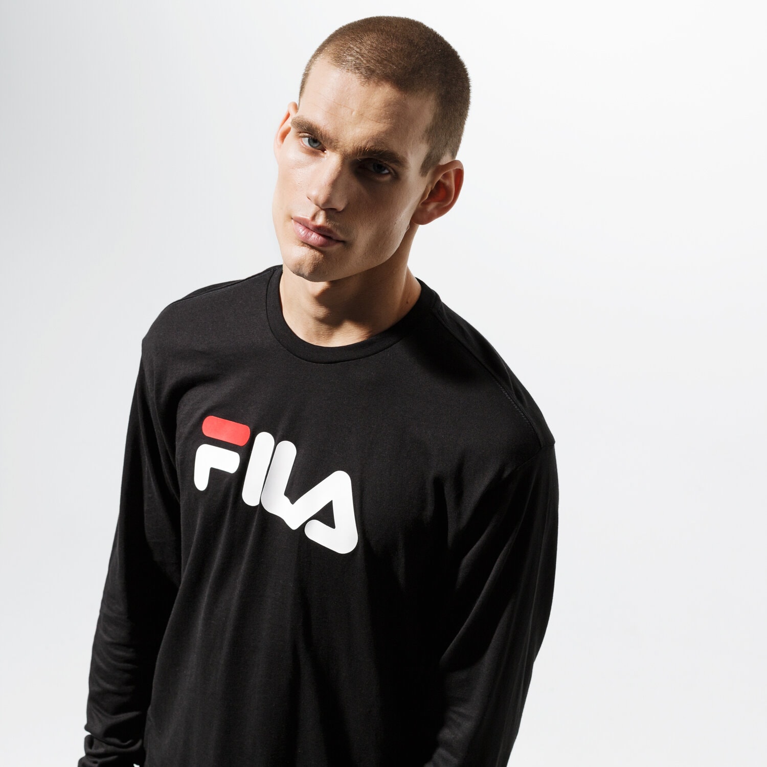 Koszulka, t-shirt sportowy męski FILA T-SHIRT PURE LONG SLEEVE SHIRT 681092002 CZARNY