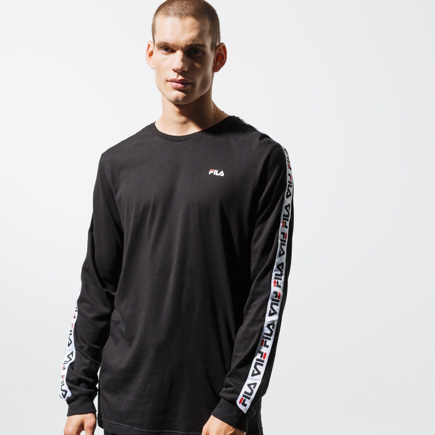 Koszulka, t-shirt sportowy męski FILA T-SHIRT LS FABRICE LONG SLEEVE SHIRT 687234002 CZARNY