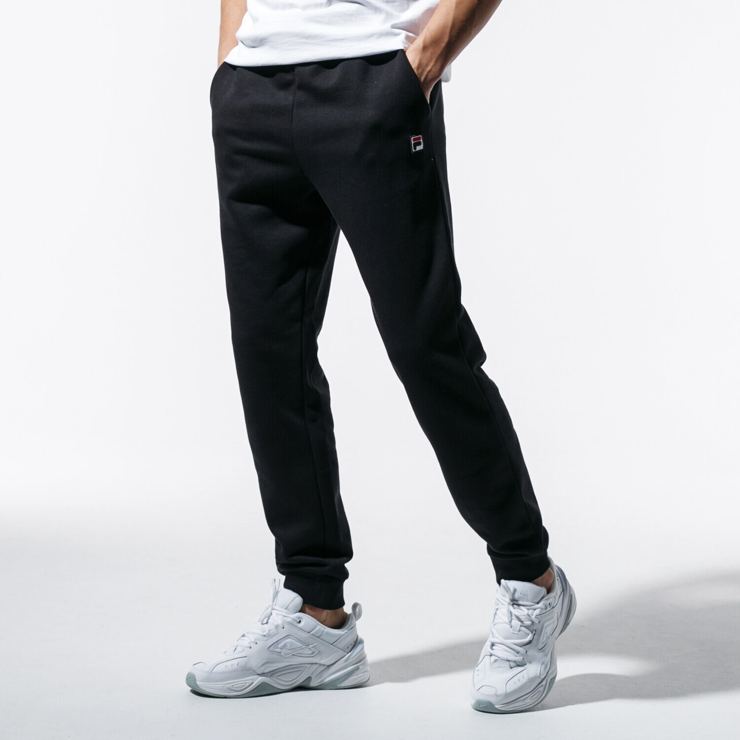 Spodnie sportowe męskie FILA SPODNIE KUDDUSI PANTS 687218002 CZARNY