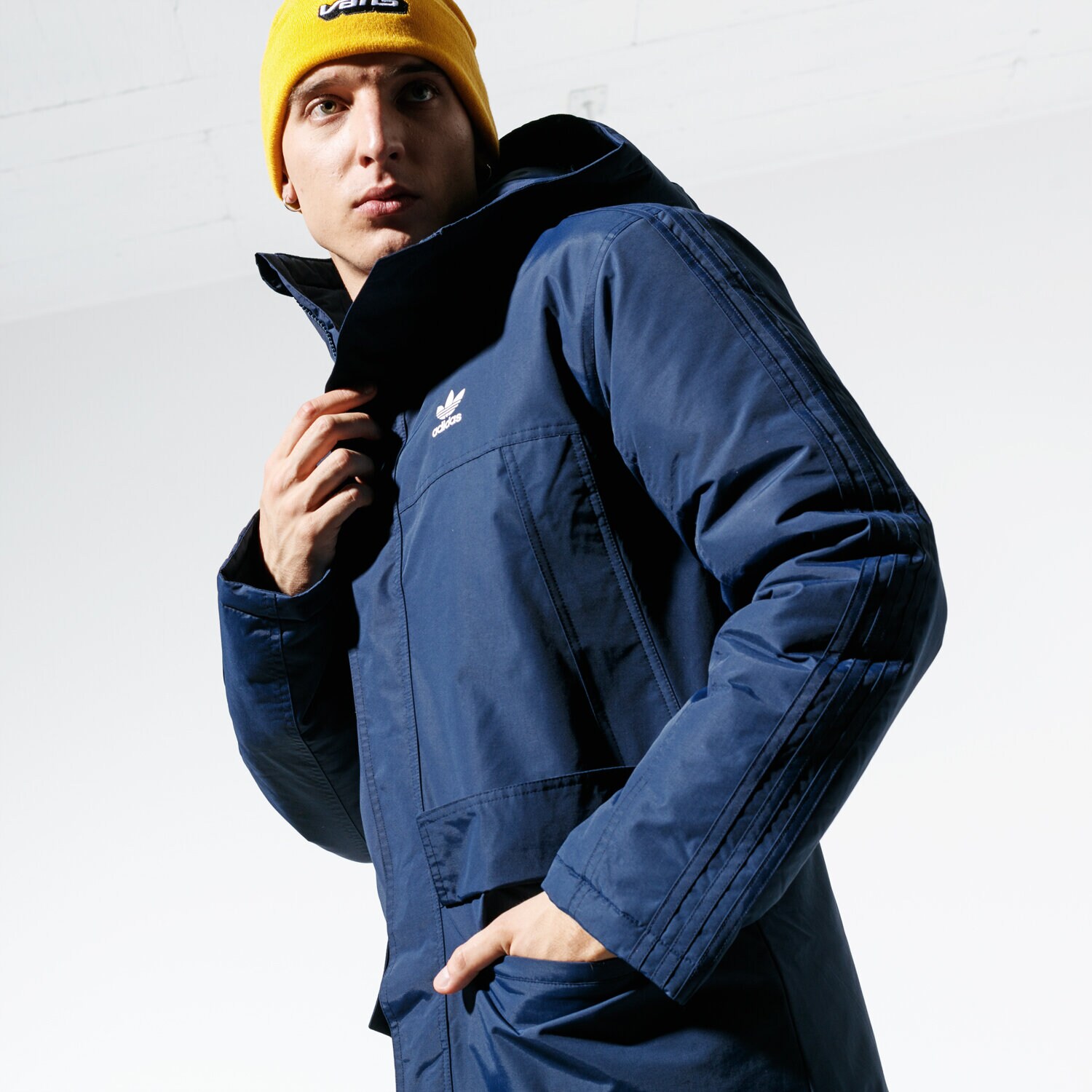 Kurtka zimowa męska ADIDAS KURTKA FUR PARKA PADDE ED5836 GRANATOWY