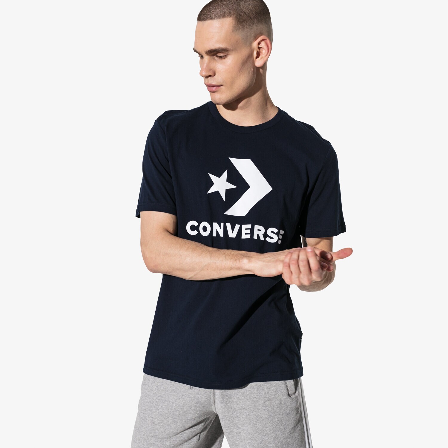 Koszulka, t-shirt sportowy męski CONVERSE T-SHIRT SS STAR CHEVRON TEE 10007888-A20 GRANATOWY