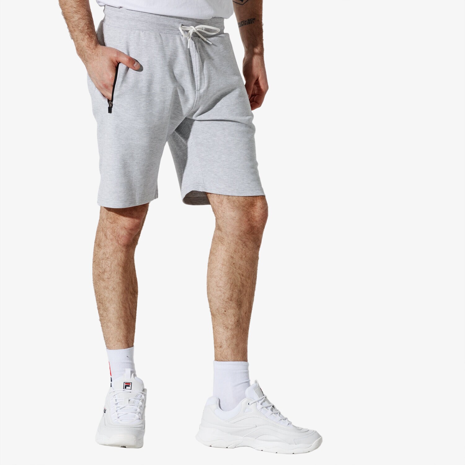 Krótkie spodenki, szorty męskie CONFRONT SZORTY CNF ELASTIC SHORTS CF19SZM33005 SZARY