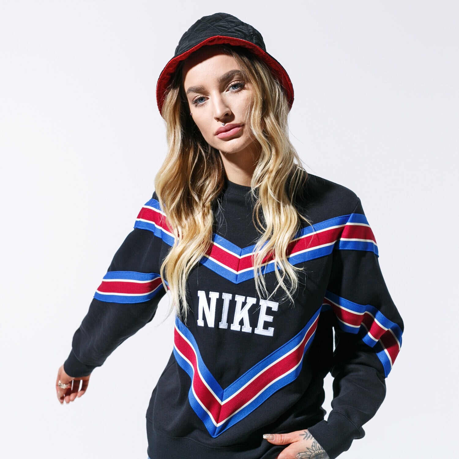 Bluza damska NIKE BLUZA W NSW NSP CREW FLC BV2920-010 CZARNY