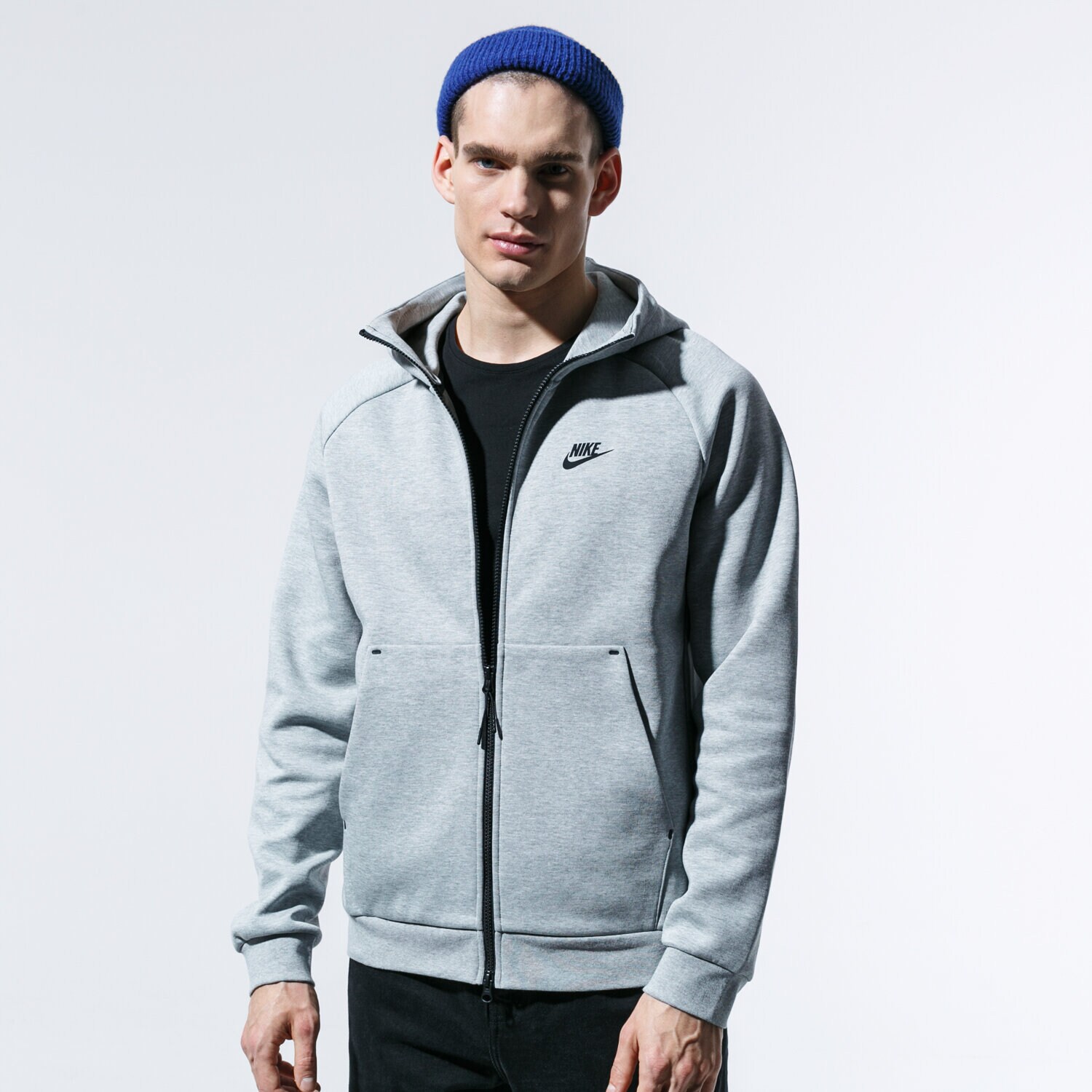 Bluza męska NIKE BLUZA ROZPINANA Z KAPTUREM M NSW PE HOODIE FZ WINTER BV3701-063 SZARY