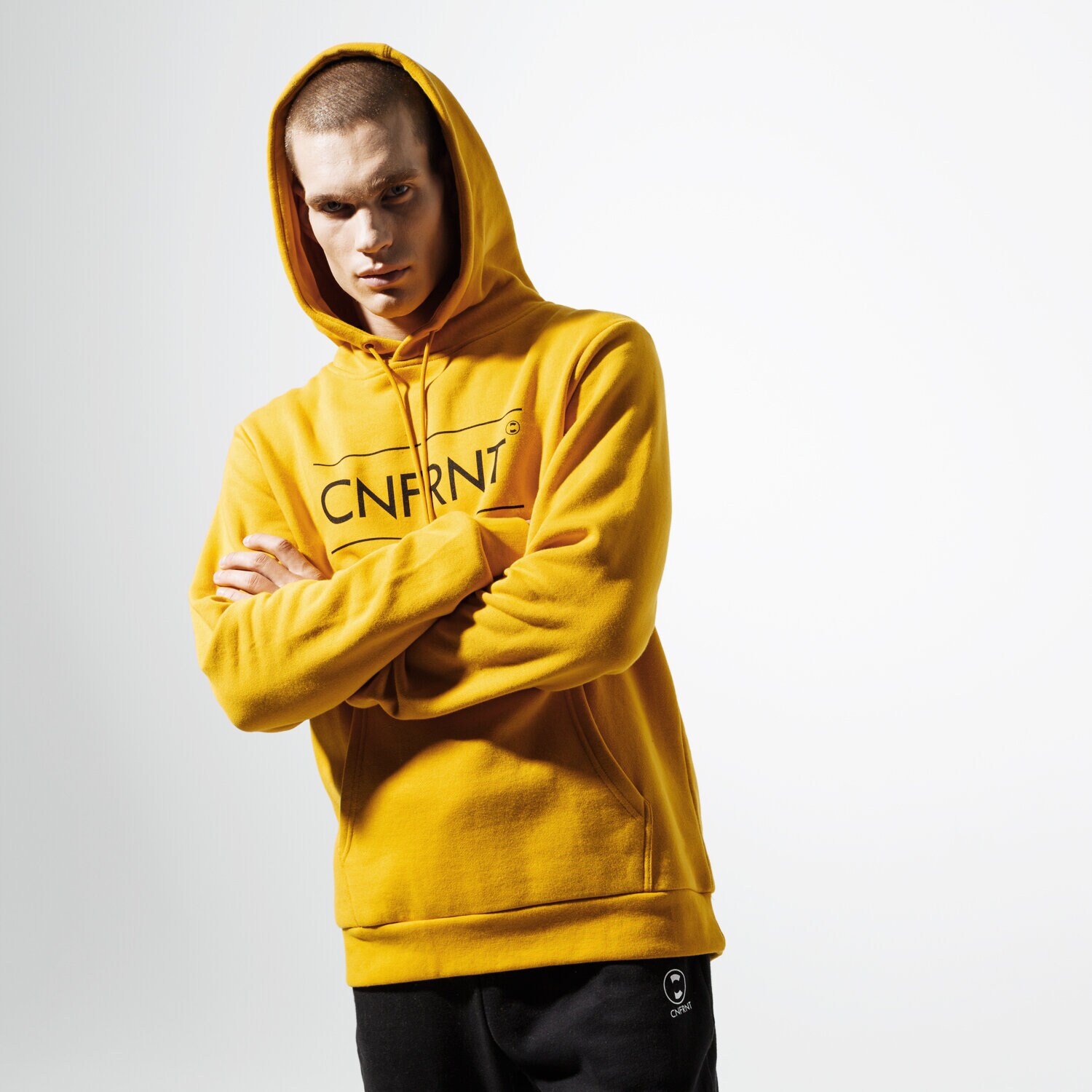 Bluza męska CONFRONT BLUZA ESSENTIAL YLW HOODY  CF39BLM38001 ŻÓŁTY