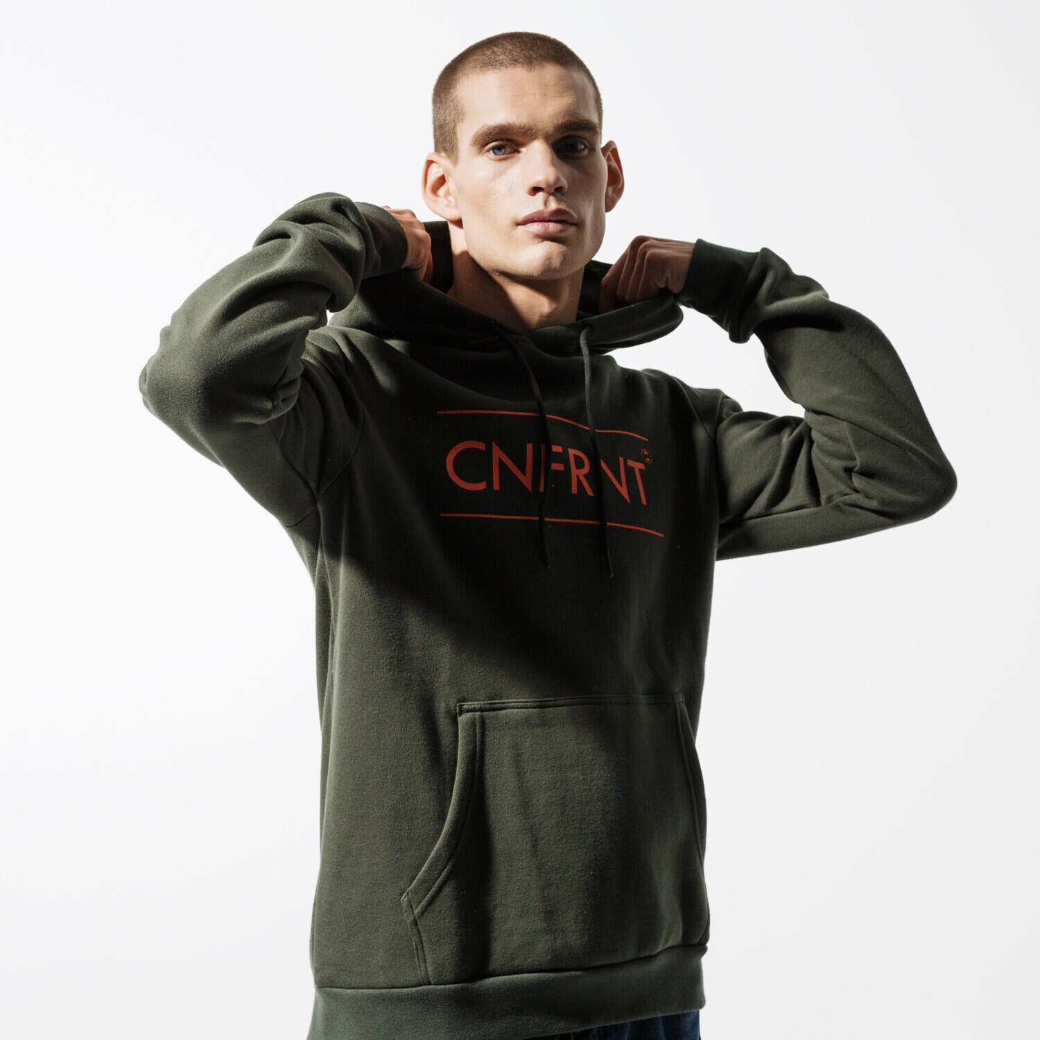 Bluza męska CONFRONT BLUZA ESSENTIAL KHK HOODY  CF39BLM38002 KHAKI