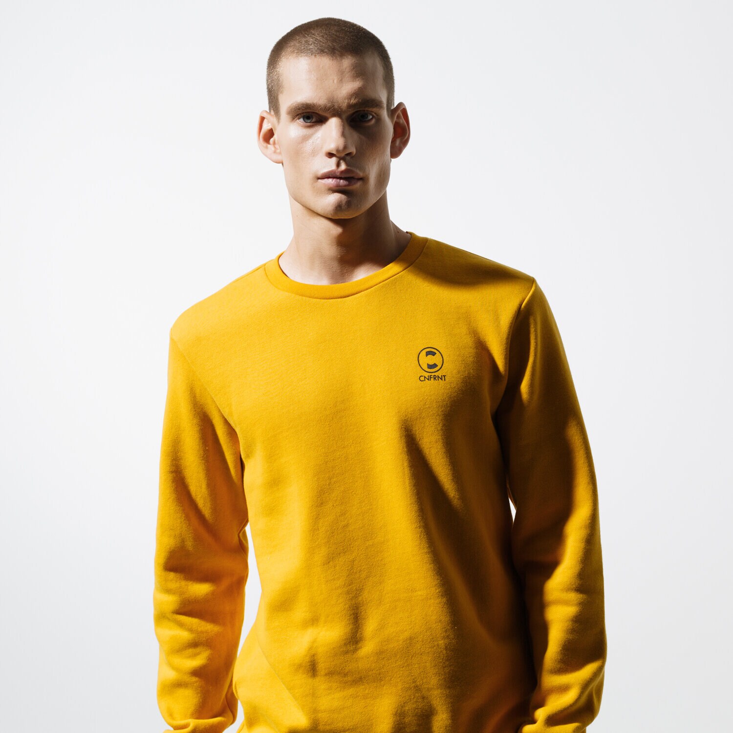 Bluza męska CONFRONT BLUZA ESSENTIAL YLW SWEATSHIRT CF39BLM39001 ŻÓŁTY