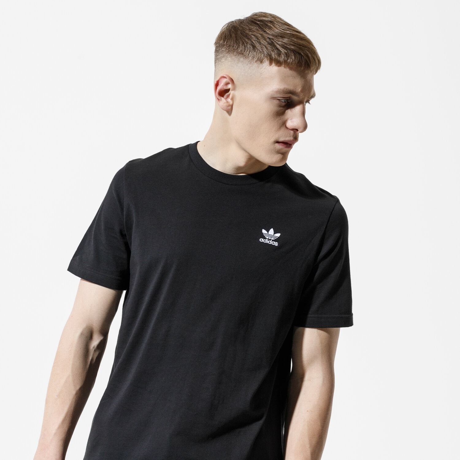 Koszulka, t-shirt sportowy męski ADIDAS T-SHIRT ESSENTIAL TEE FM9969 CZARNY