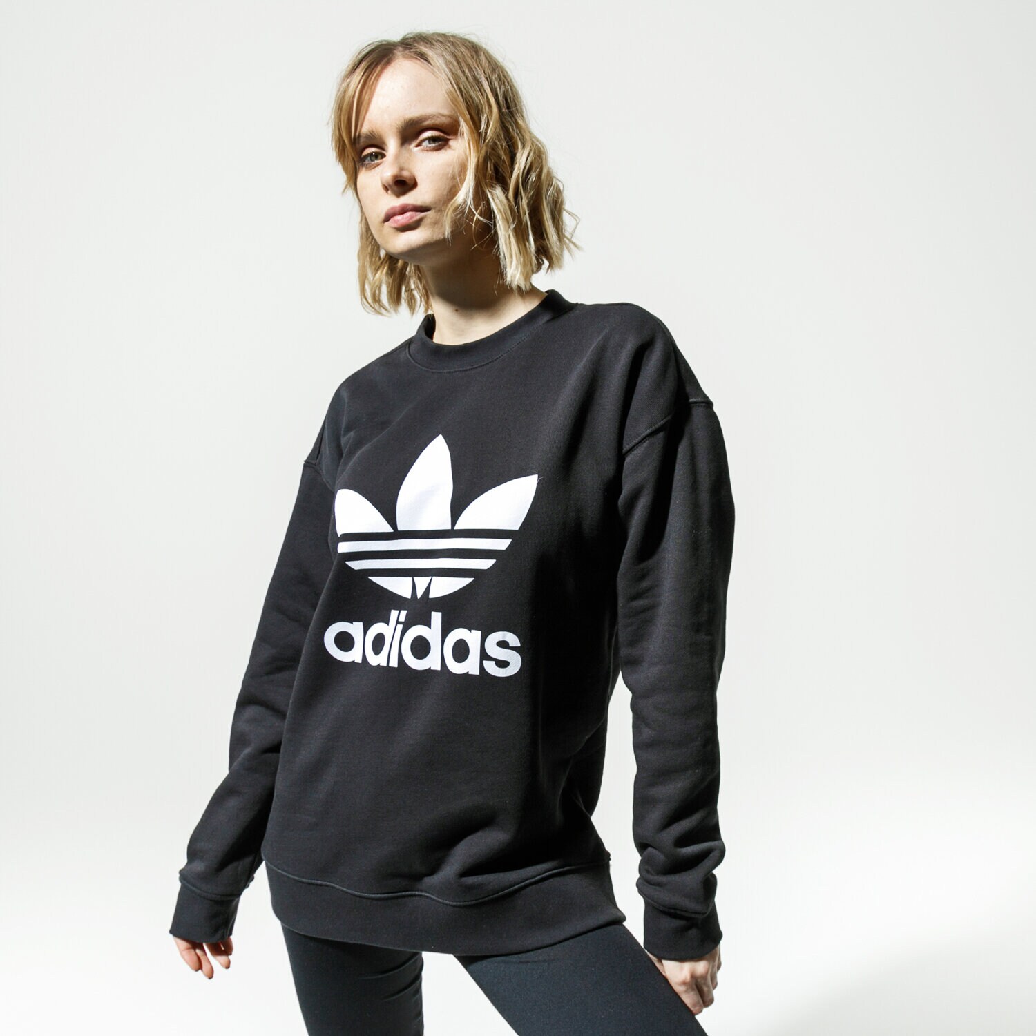Bluza damska ADIDAS BLUZA TRF CREW SWEAT FM3272 CZARNY