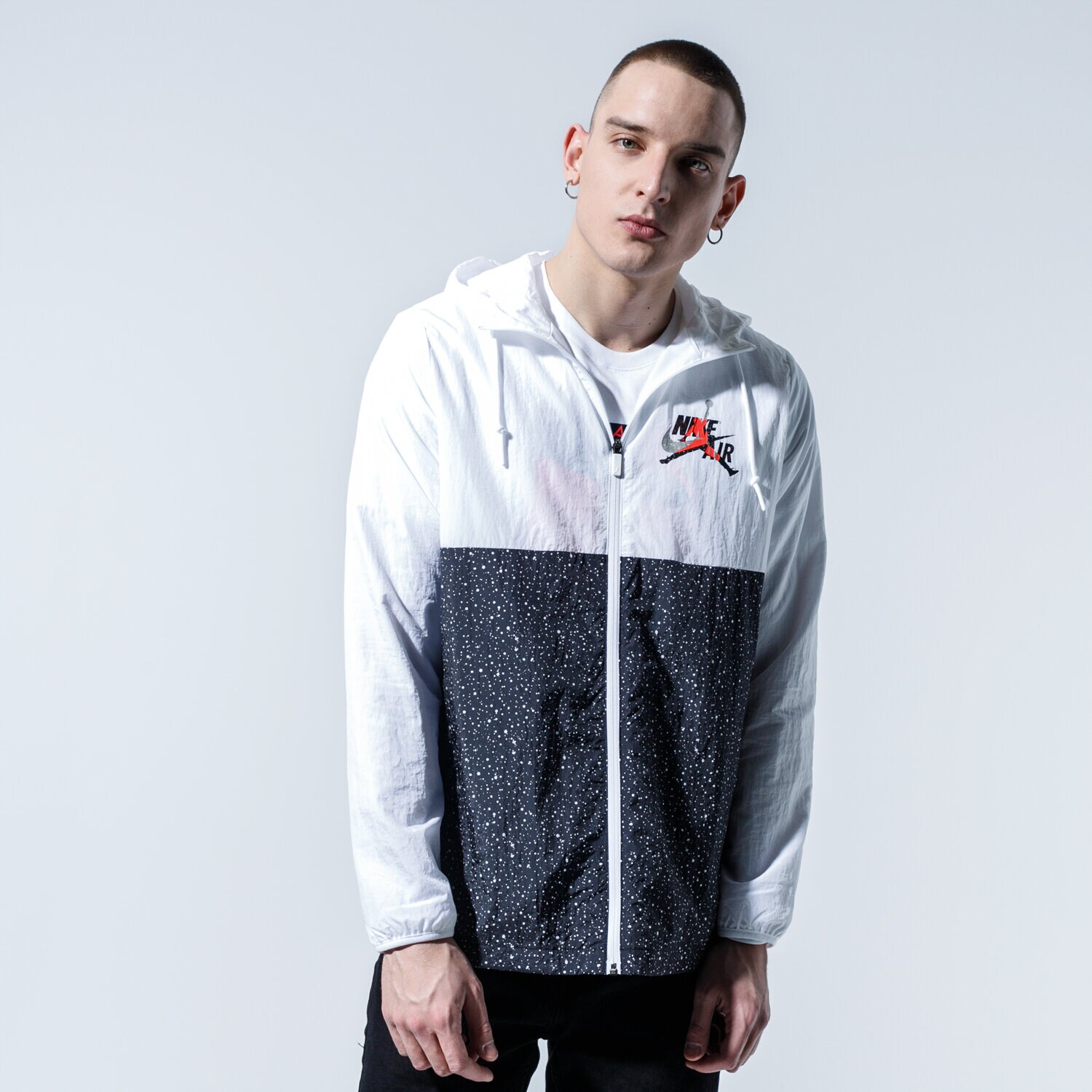 Kurtka wiosenna / jesienna męska JORDAN KURTKA M J JM CLSCS WINDWEAR JKT CT9368-100 BIAŁY