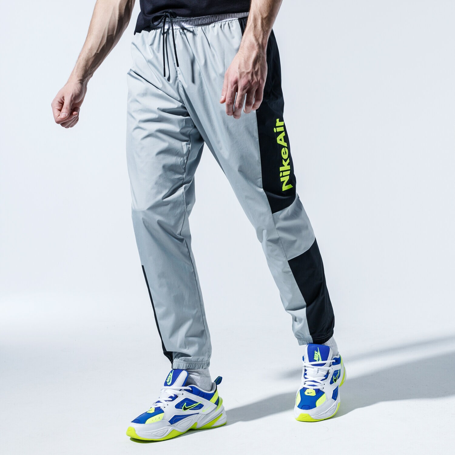Spodnie sportowe męskie NIKE SPODNIE AIR CK4395-077 SZARY
