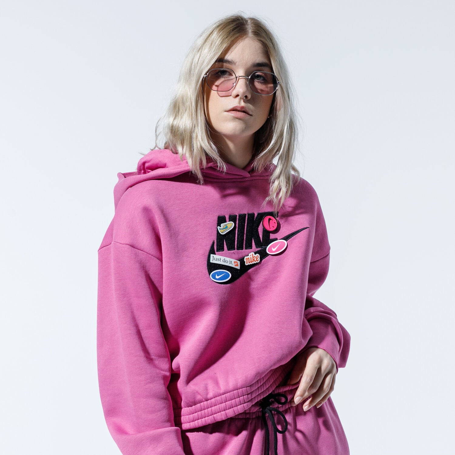 Bluza damska NIKE BLUZA Z KAPTUREM W NSW ICN CLSH CJ2034-691 RÓŻOWY
