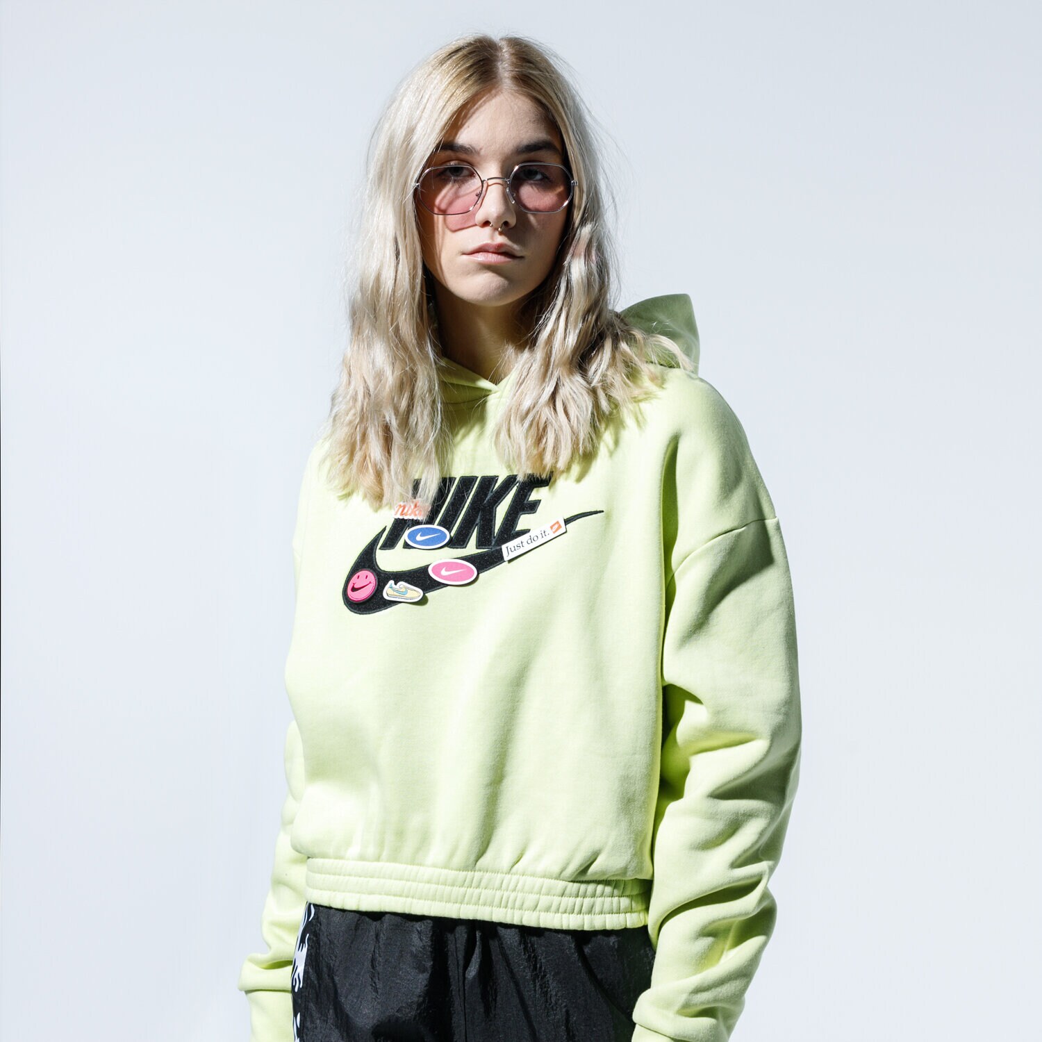 Bluza damska NIKE BLUZA Z KAPTUREM W NSW ICN CLSH CJ2034-367 ZIELONY