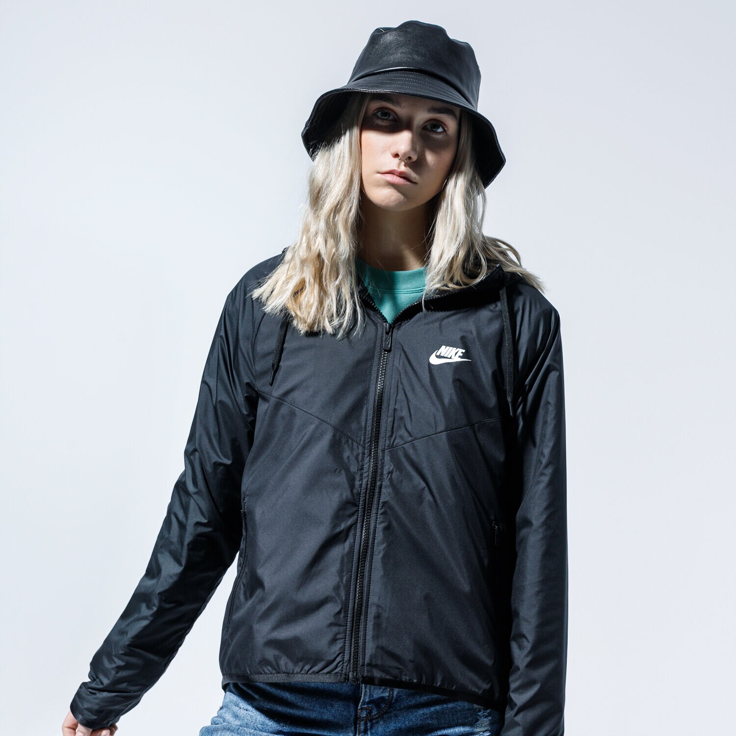 Kurtka wiosenna / jesienna damska NIKE KURTKA W NSW WR JKT BV3939-010 CZARNY
