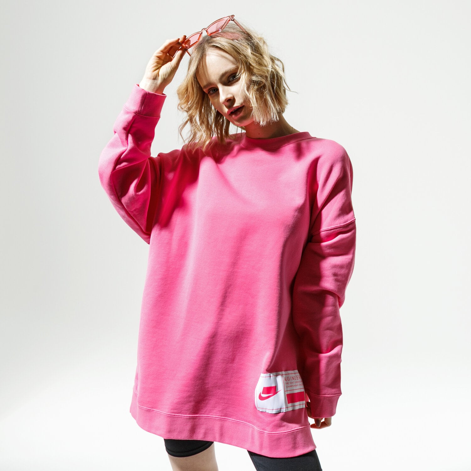 Bluza damska NIKE BLUZA W NSW NSW FLC CREW OVERSIZE CT0876-698 RÓŻOWY