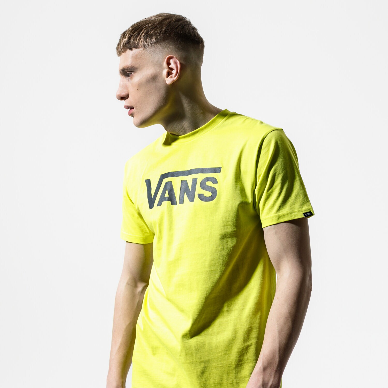 Koszulka, t-shirt sportowy męski VANS T-SHIRT MN VANS CLASSIC SULPHUR SPRING/ASPHALT VN000GGGYNC1 ŻÓŁTY
