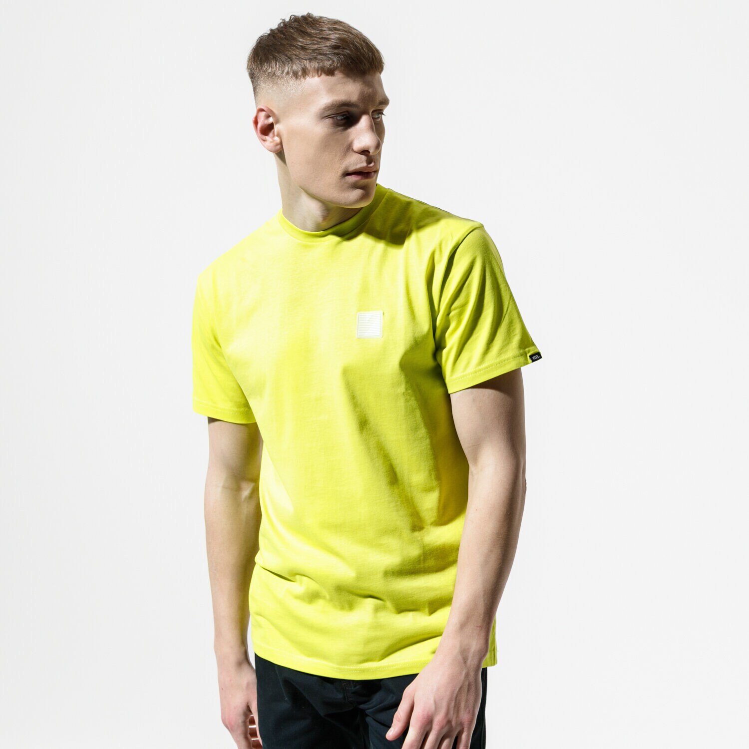 Koszulka, t-shirt sportowy męski VANS T-SHIRT MN RETRO SPORT SS SULPHUR SPRING VN0A49Q4RHT1 ŻÓŁTY