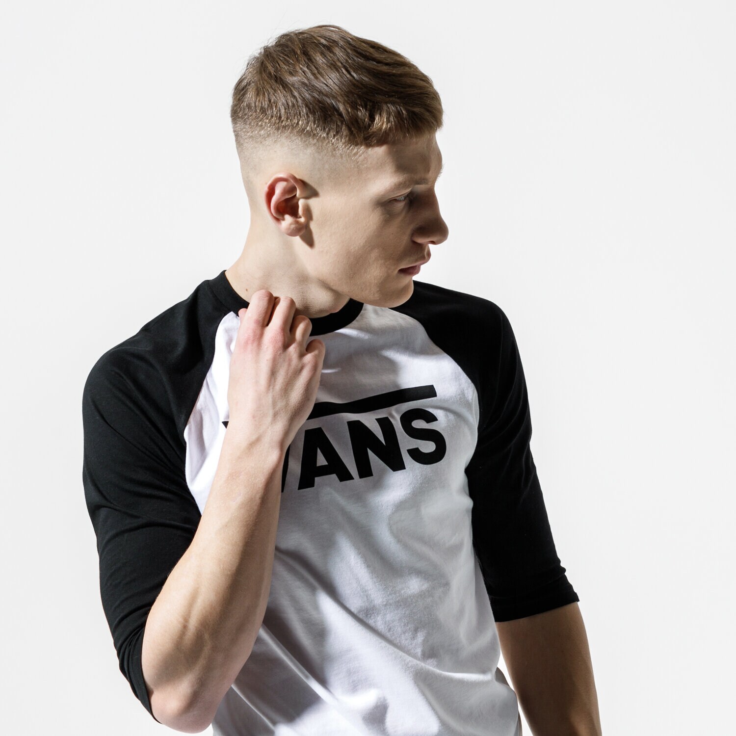 Koszulka, t-shirt sportowy męski VANS T-SHIRT MN VANS CLASSIC RAGLAN WHITE/BLACK VN0002QQYB21 BIAŁY