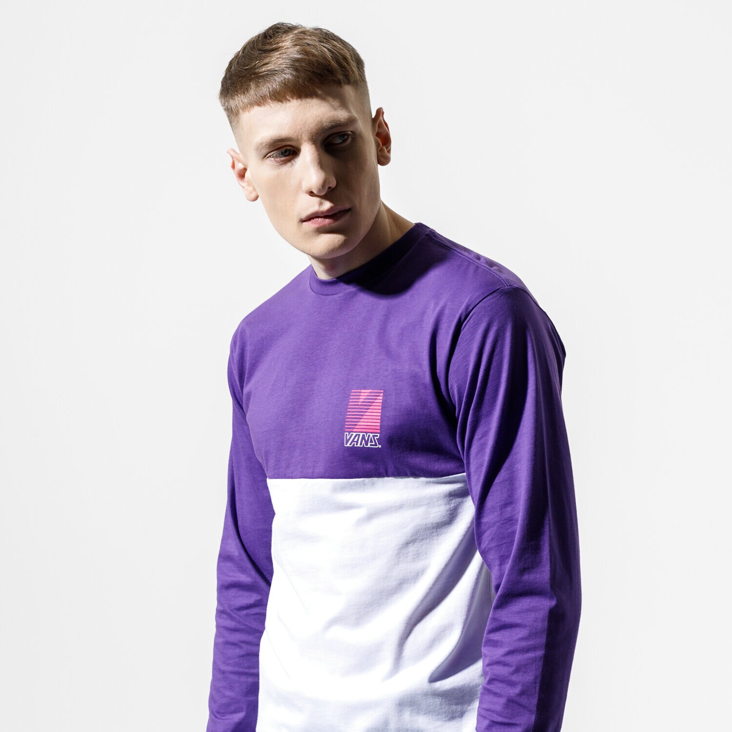 Koszulka, t-shirt sportowy męski VANS T-SHIRT MN RETRO SPORT COLORBLOCK LS WHITE/HELIOTROPE VN0A49QHYIG1 FIOLETOWY