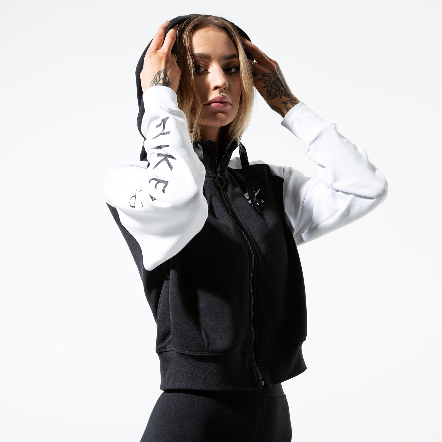 Bluza damska NIKE BLUZA W NSW AIR HOODIE FZ BB BV4771-010 CZARNY