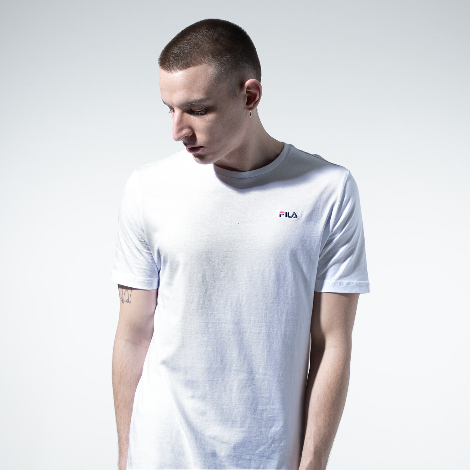 Koszulka, t-shirt sportowy męski FILA T-SHIRT UNWIND TEE 682201M67 BIAŁY