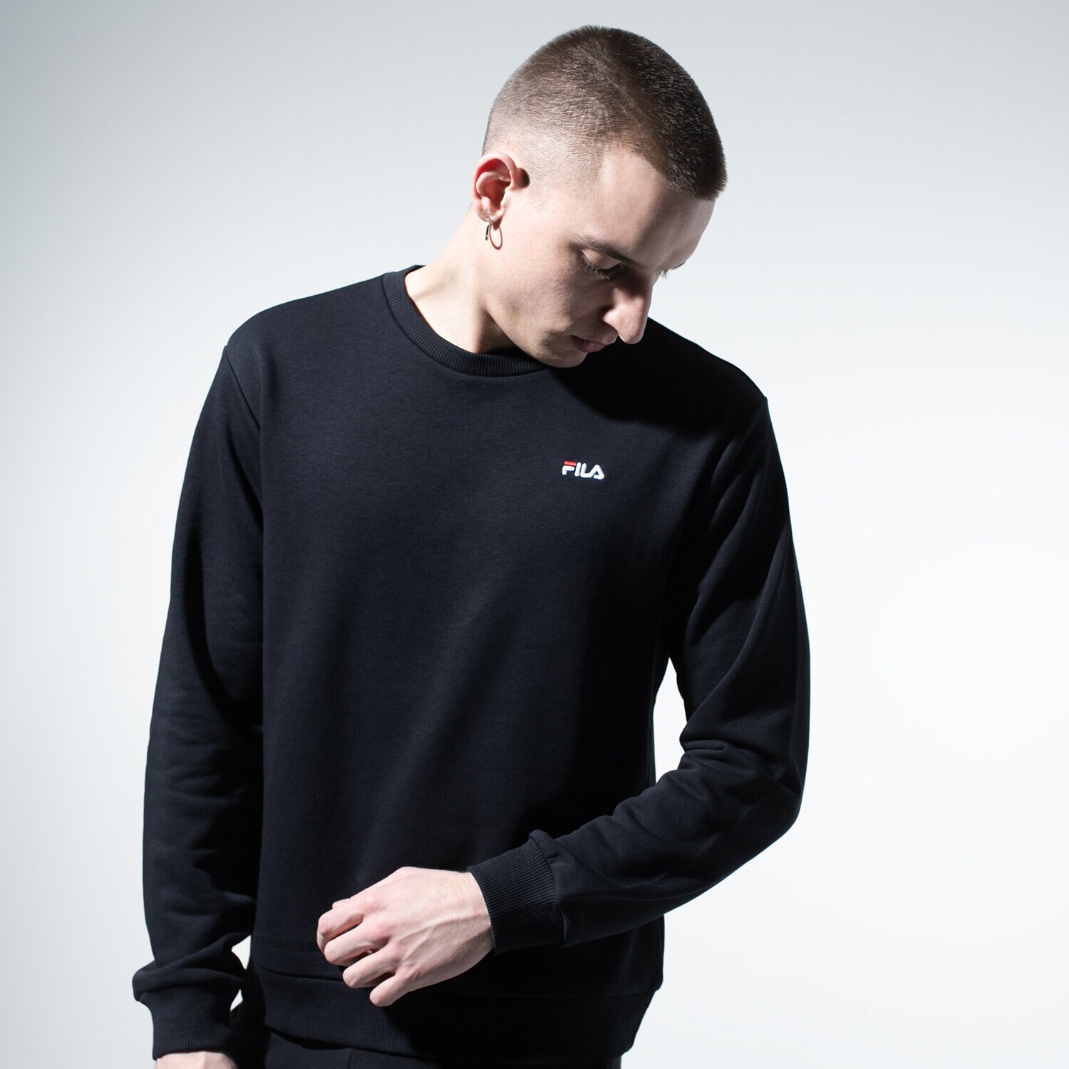 Bluza męska FILA BLUZA EFIM CREW SWEAT 688164002 CZARNY