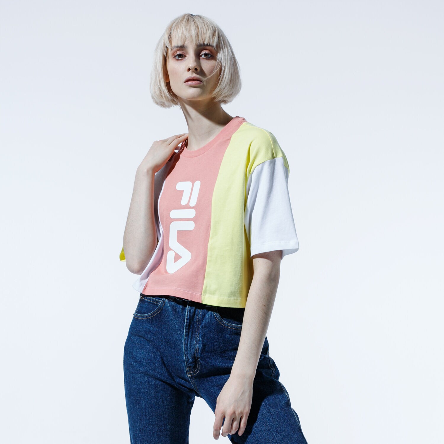 Koszulka, t-shirt damski FILA T-SHIRT BAI CROPPED TEE 687492A467 ŻÓŁTY