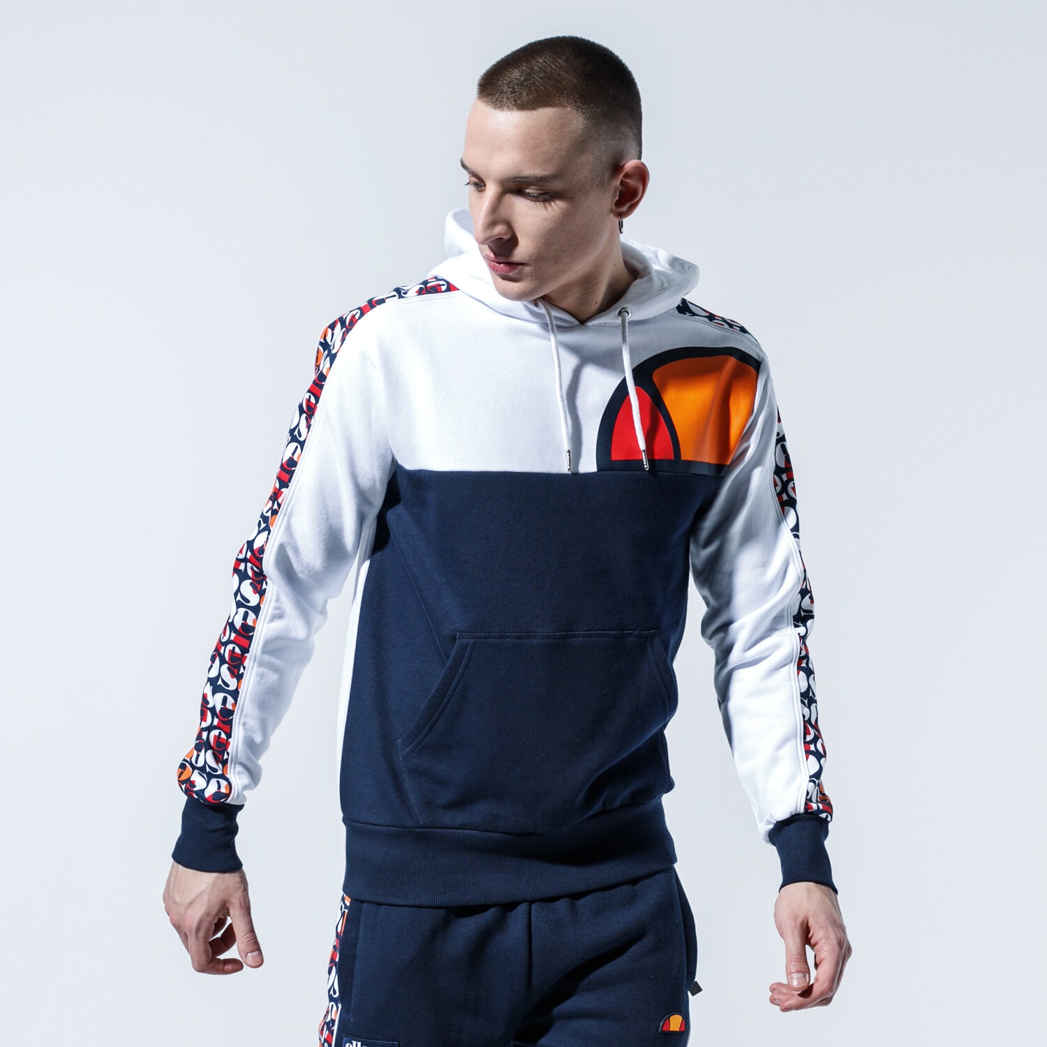 Bluza męska ELLESSE BLUZA Z KAPTUREM MODELLO SHE08542NAVY GRANATOWY