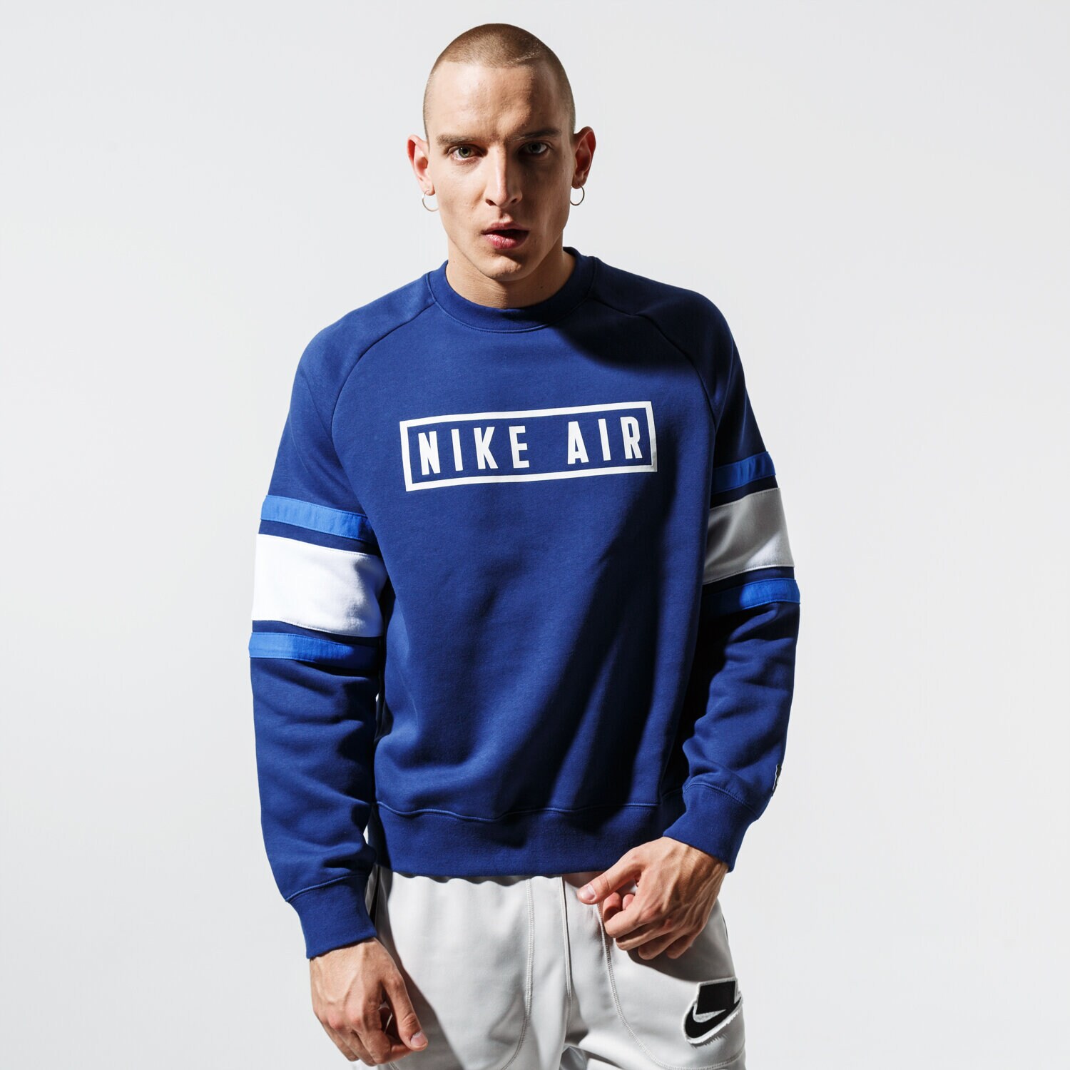 Bluza męska NIKE BLUZA M NSW NIKE AIR CREW FLC BV5156-492 GRANATOWY