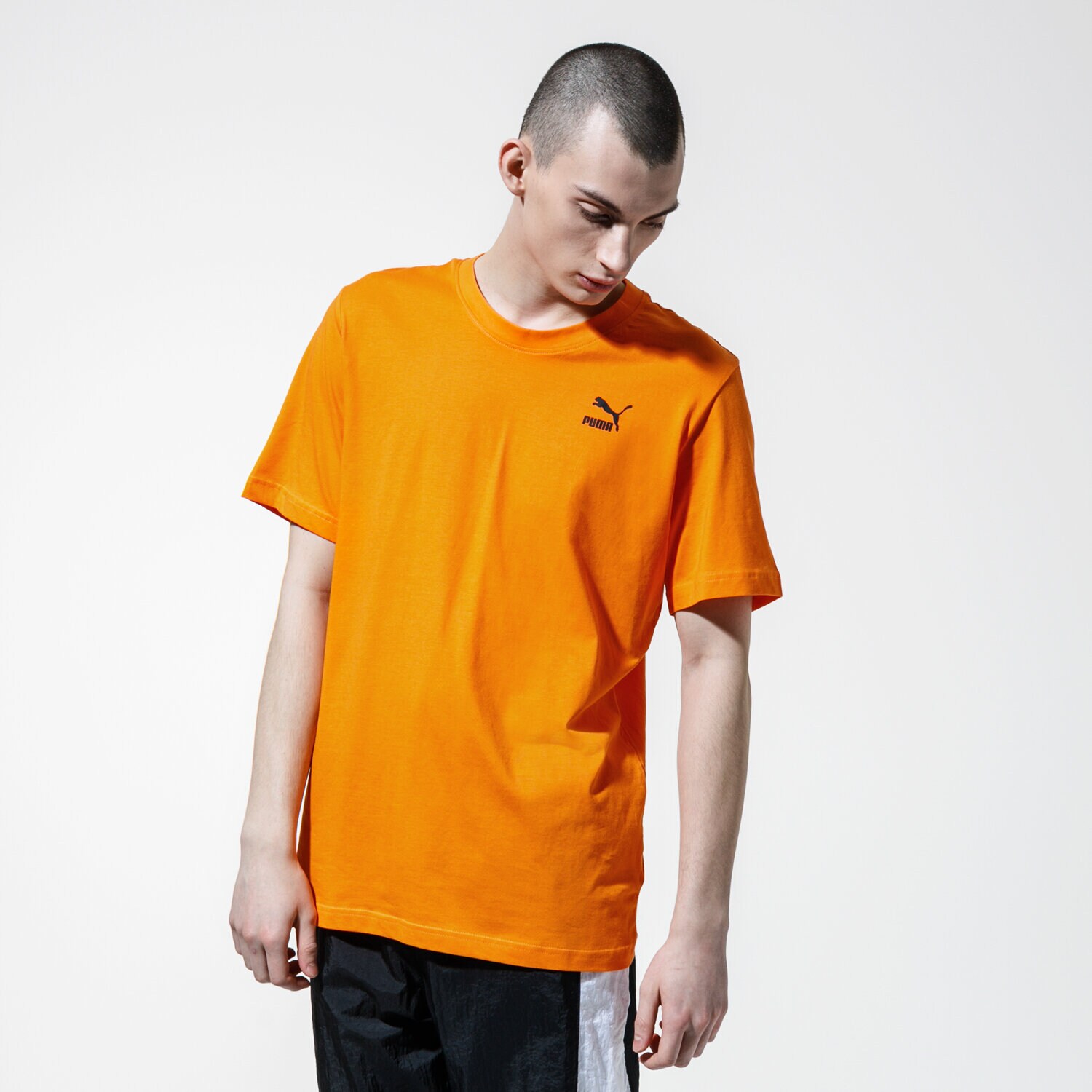 Koszulka, t-shirt sportowy męski PUMA T-SHIRT RECHECK PACK GRAPHIC TEE 59788480 POMARAŃCZOWY