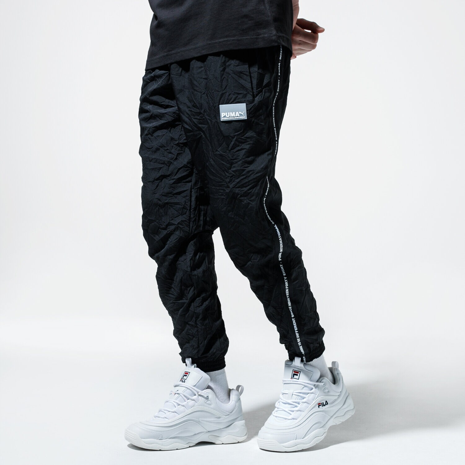 Spodnie sportowe męskie PUMA SPODNIE AVENIR WOVEN PANTS 59646101 CZARNY