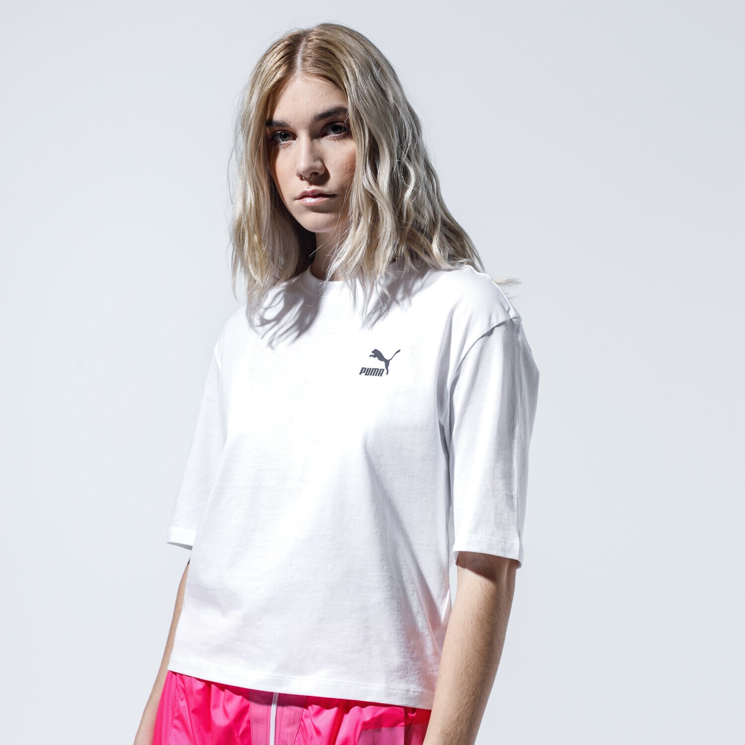 Koszulka, t-shirt damski PUMA T-SHIRT TFS GRAPHIC TEE 59625902 BIAŁY