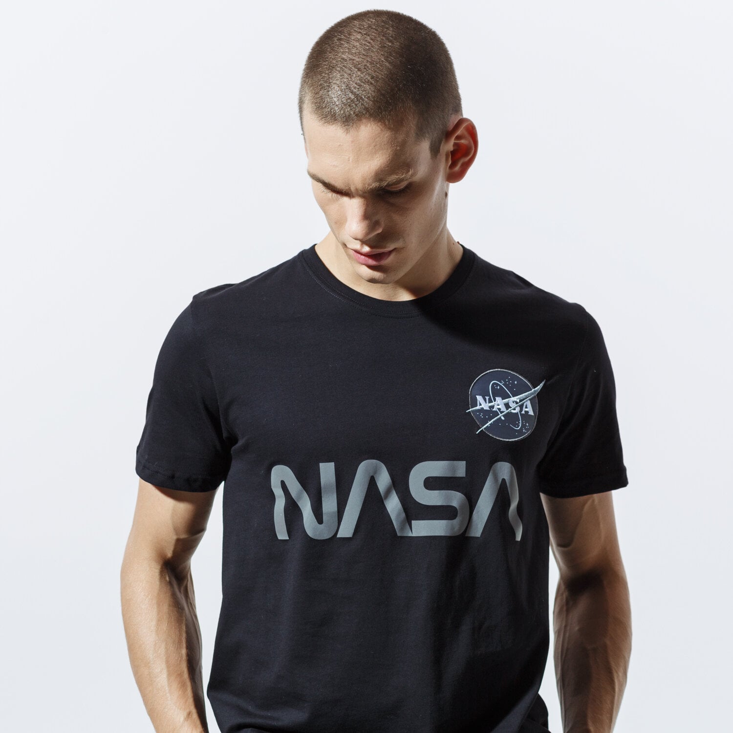 Koszulka, t-shirt sportowy męski ALPHA INDUSTRIES T-SHIRT NASA REFLECTIVE T 178501-03 CZARNY